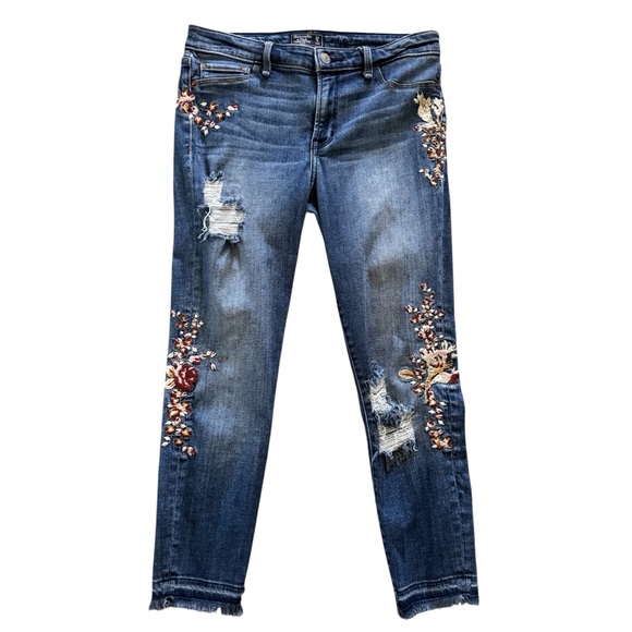 Abercrombie & Fitch Harper Low Rise Embroidered Distressed Jeans 27/4S - Picture 2 of 11